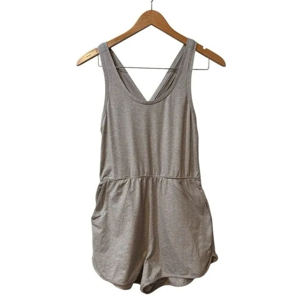 Vuori Women’s Torrey Romper S Gray Heather Twist Back Athletic Shorts Jumpsuit